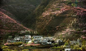  滿滿獲得感 足足正能量六盤水市堅持用“我為群眾辦實事”實踐活動成效檢驗黨史學習成果。