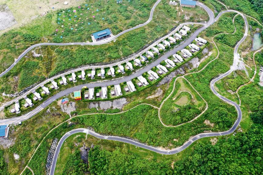 大方縣油杉河景區崔蘇壩國際露營基地航拍。