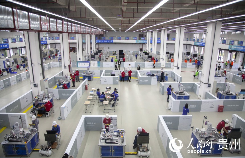 大賽貴陽職業技術學院賽區現場。人民網 龍章榆攝