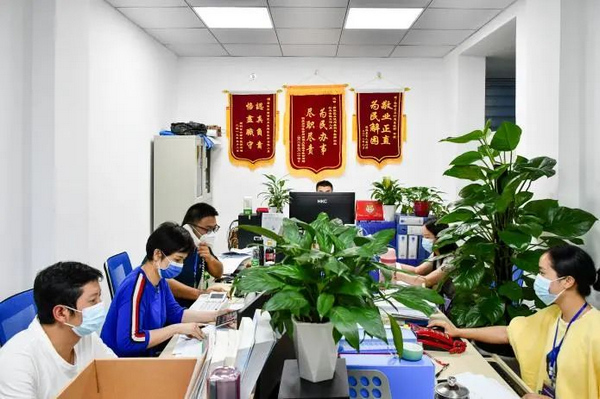 南明區醫療救治工作組。