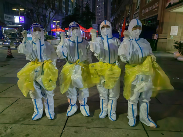 醫療隊整裝待發。