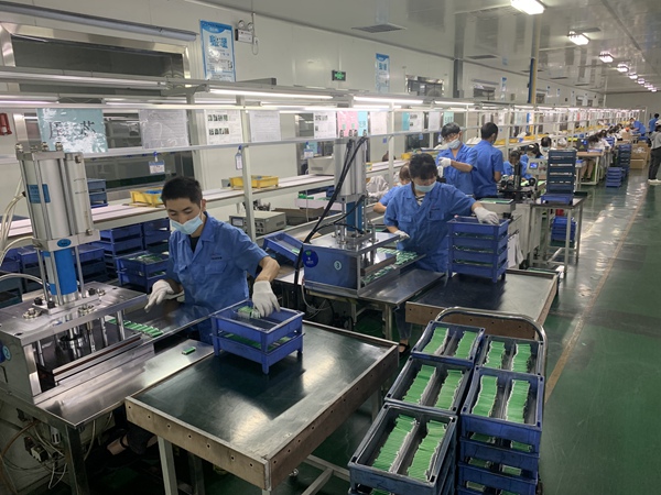 貴州貴航新能源科技有限公司的生產車間。