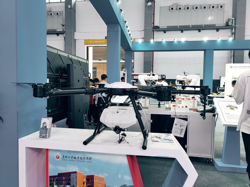 現場展示設備 。