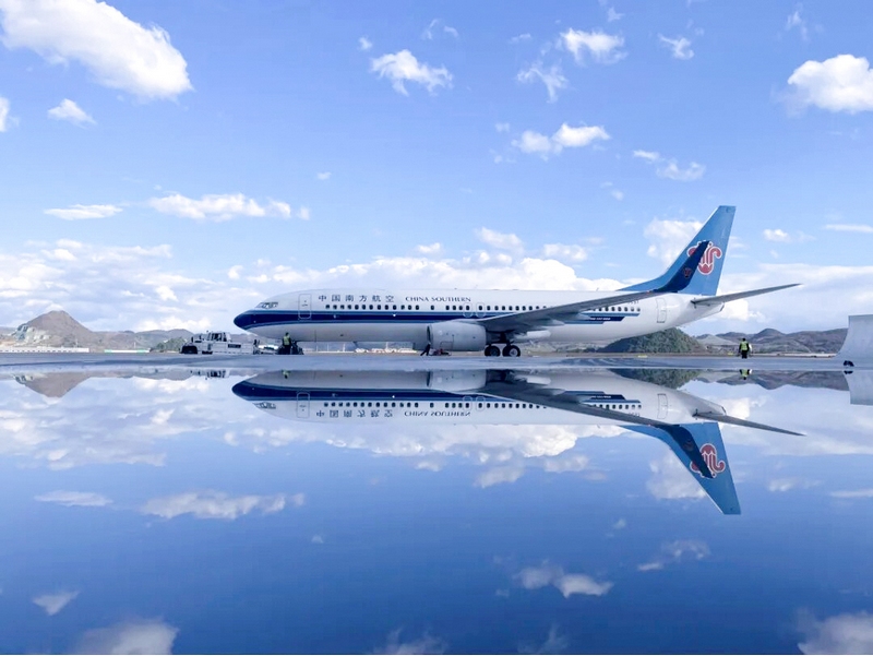 五月貴陽“天路”忙，南航承運5.3萬人數博會“熱飛”。