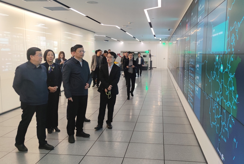 貴州省投資促進局領導帶頭前往上海招商。