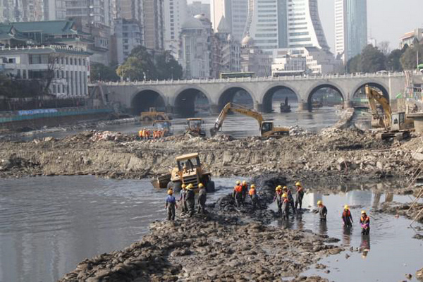 2013年10月24日的南明河。中國水環境集團供圖
