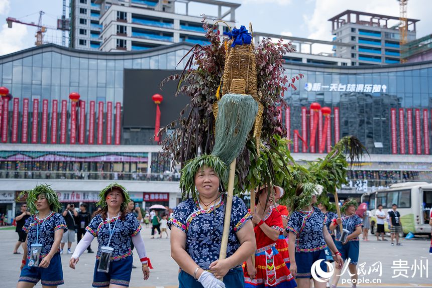 2023德江癸卯年六月六“水龍節”現場。人民網記者 涂敏攝