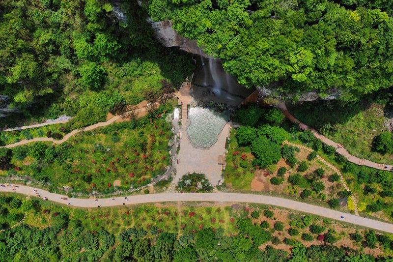 航拍大方縣九洞天景區峽谷風光。袁德智攝