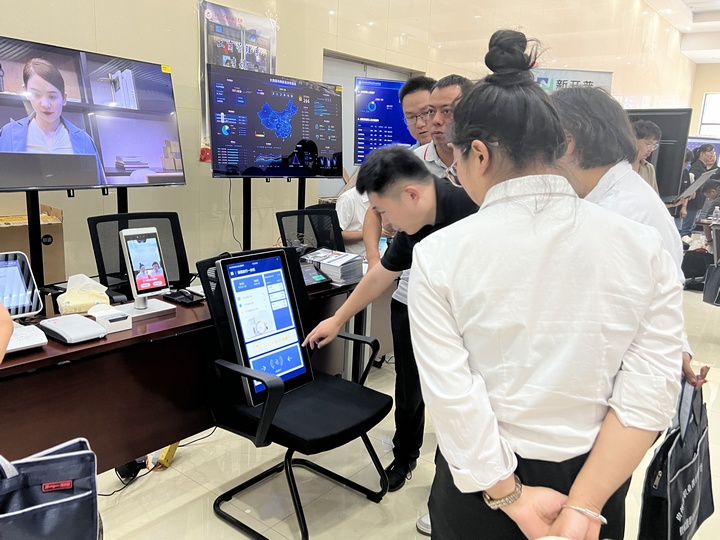 現場交流。于芊攝