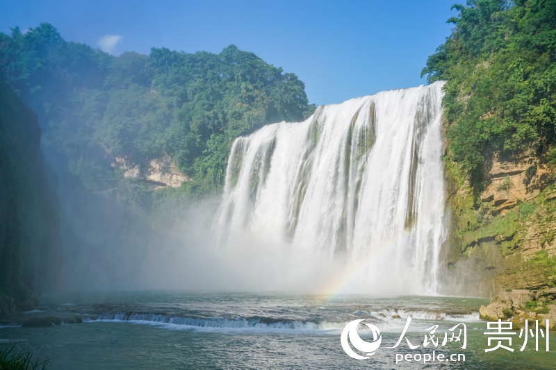 安順黃果樹瀑布。人民網記者 涂敏攝
