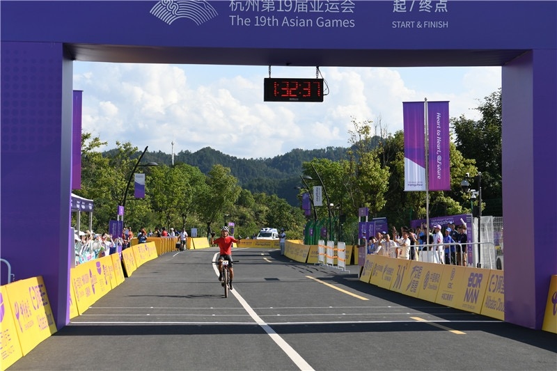 米久江抵達終點。馮四方攝