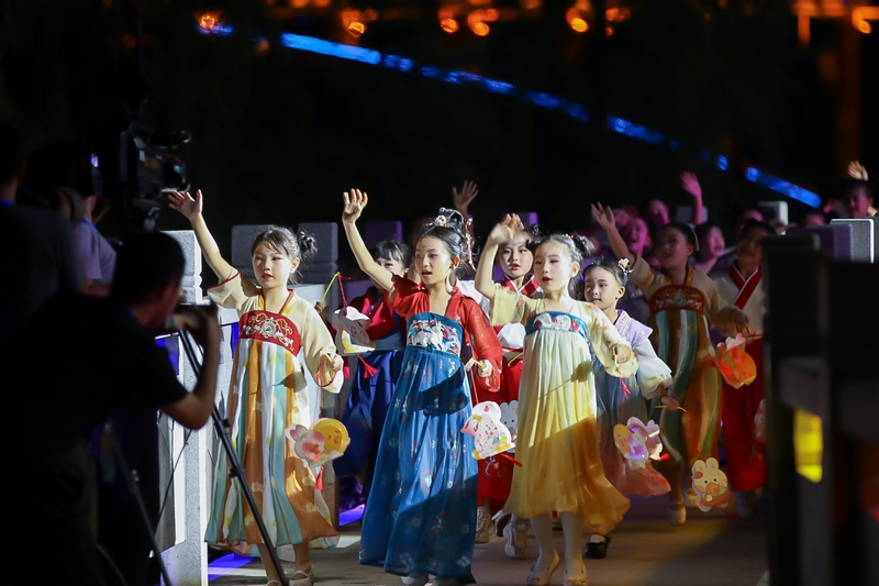  “我們的節日--中秋”銅仁市2023中秋詩會現場。李銘亨攝