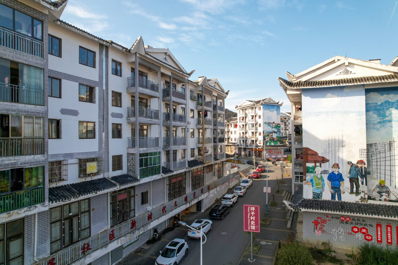 鵬程街道坪子社區易地扶貧搬遷安置點一隅。蔣鑫攝