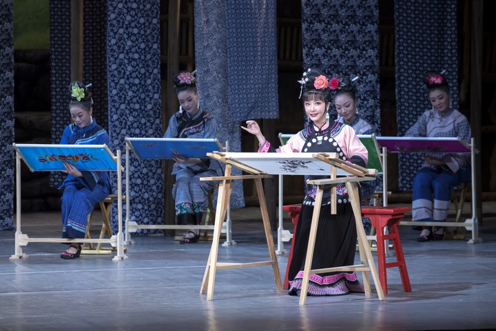 京劇《錦繡女兒》劇照。