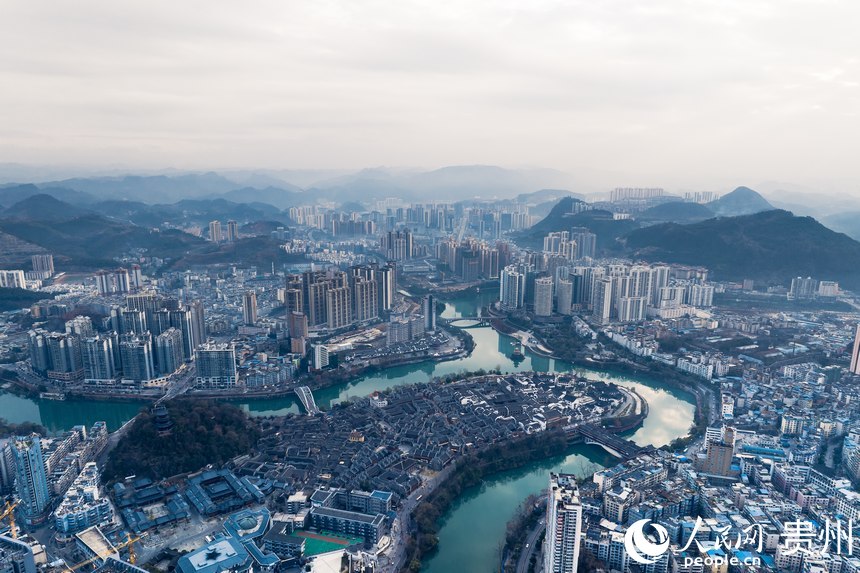 航拍中南門古城。人民網記者 涂敏攝