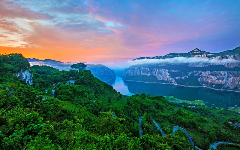 5烏江源百里畫廊——黔西新仁鄉化屋景區（史開心 攝） 