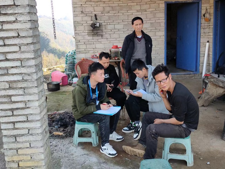 開展“五經普”工作。