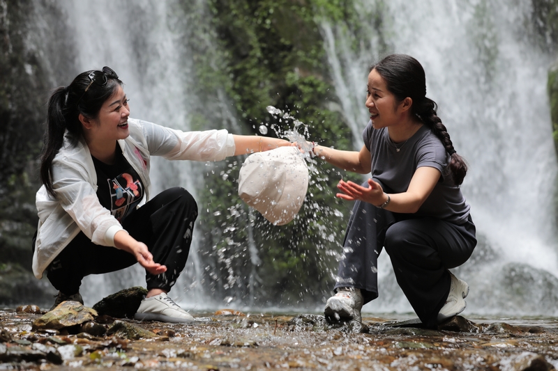 三都生態瀑布。