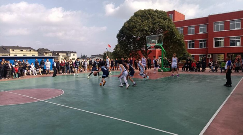 2修文縣六桶鎮:“村BA”賽出“龍馬精神”