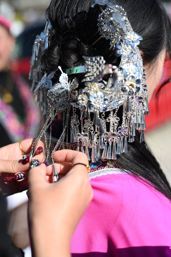 苗族跳花活動現場。