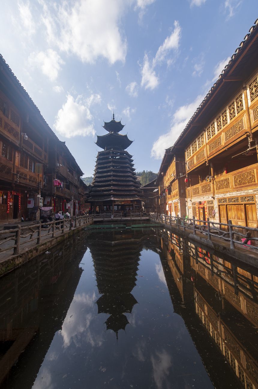 貴州省從江縣往洞鎮增沖村增沖鼓樓。