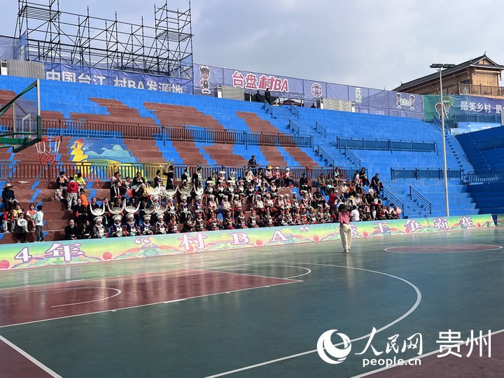 如今臺盤村形成“周周有比賽、月月有活動”的氛圍。人民網 陳潔泉攝