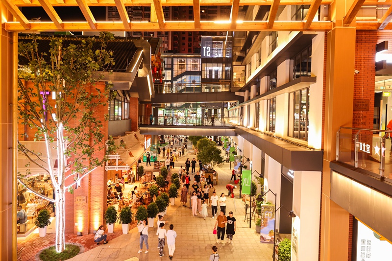 圖6 改造后的新印廠夜景。云巖區融媒體中心供圖