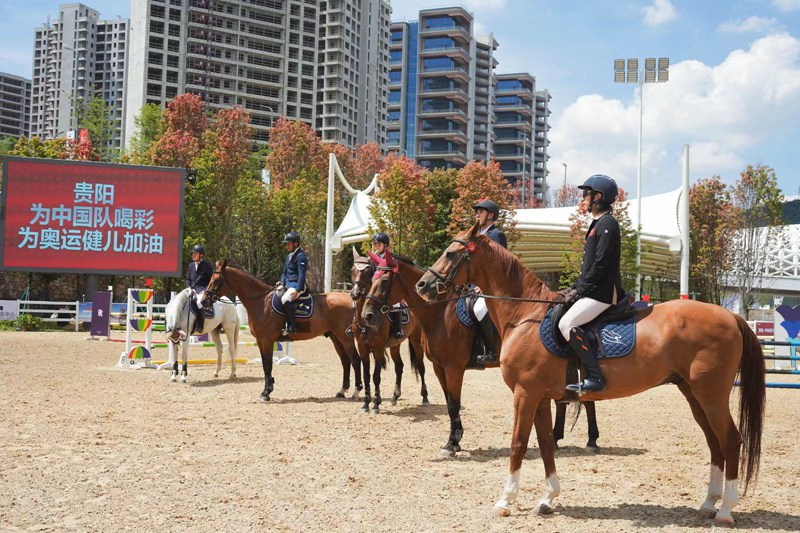 訓練賽現場。貴陽國際馬術運動中心供圖 (8)