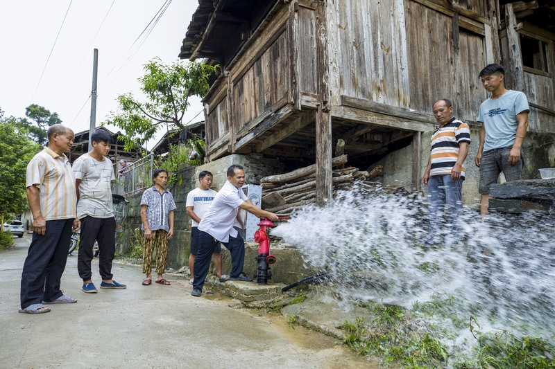 劍河縣太擁鎮柳金村開展消防演練培訓。