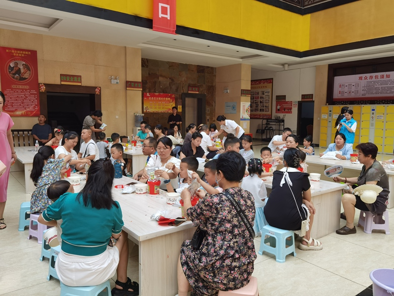 貴州儺文化博物館積極開展社教活動，取得了良好社會效益。