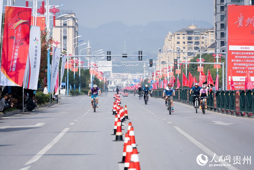 比賽現場。人民網記者 涂敏攝