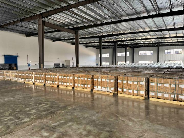 全球最長！銅仁大龍建成100米新能源隧道窯生產線。