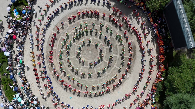 3舊州地戲 趙彬攝.jpg