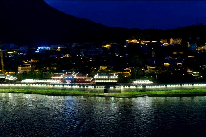7、土城景區夜景。習水縣融媒體中心供圖.jpg