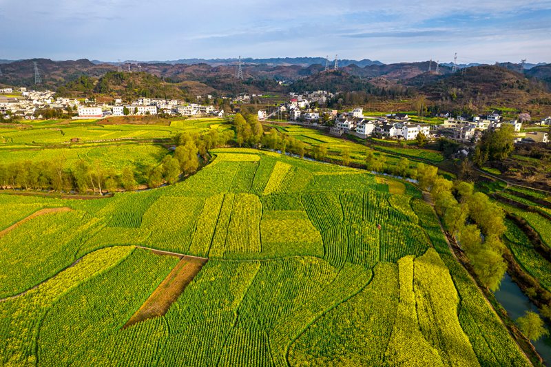 貴州省畢節市黔西市洪水鎮鄉村美景（無人機照片）。