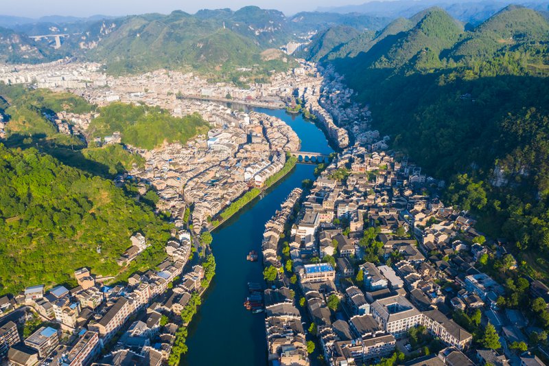 鎮遠大景。鄒渝