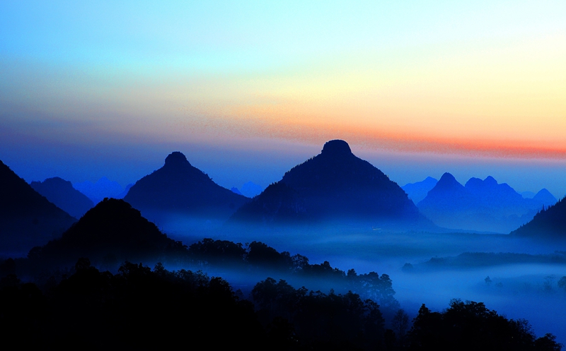 雙乳峰景區。