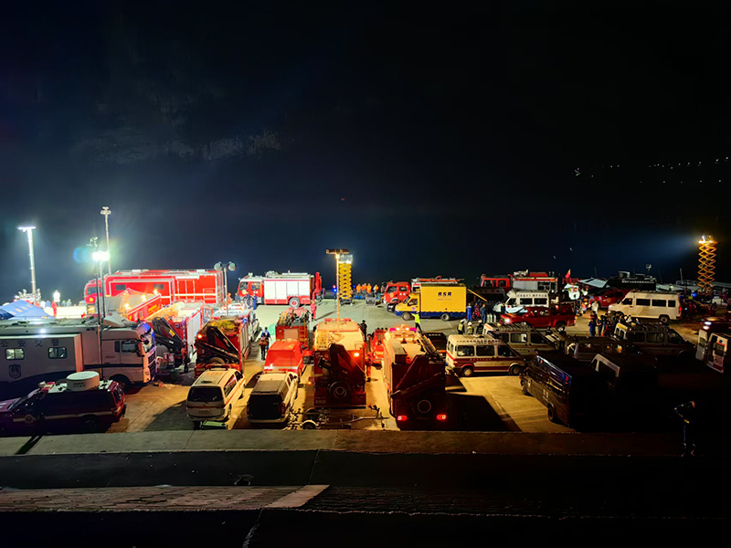 救援現場。人民日報記者 程煥攝