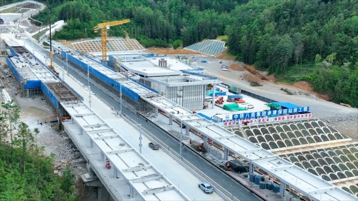 貴州盤州：盤興鐵路保田站站臺已完成80% (5).jpg