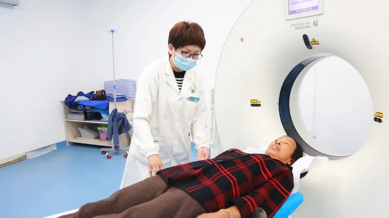 跨越山?！搬t”線牽 架起粵黔協作“健康橋”。