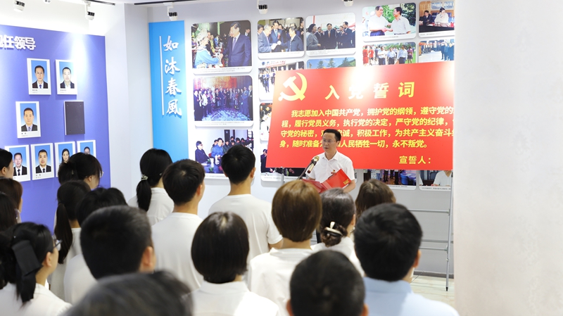 2025年畢業生黨員主題黨日活動。