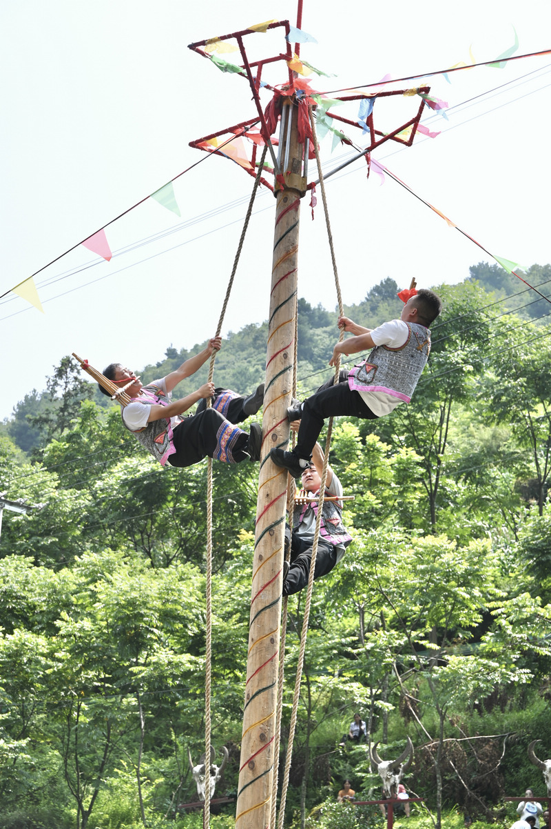 仁懷市2025西苗故里?后山鄉“六月六”民族民俗系列活動“踩月亮”。