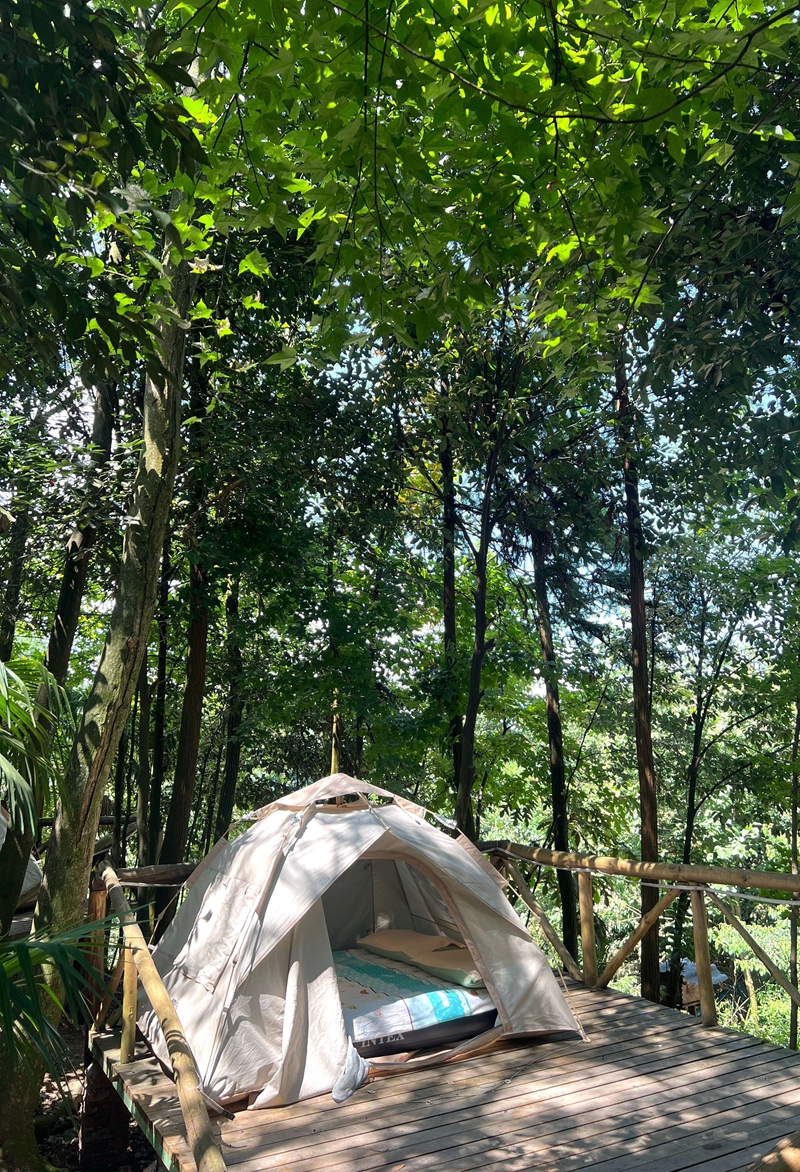 坭壩鄉八字橋村云上星空露營基地。王燁攝