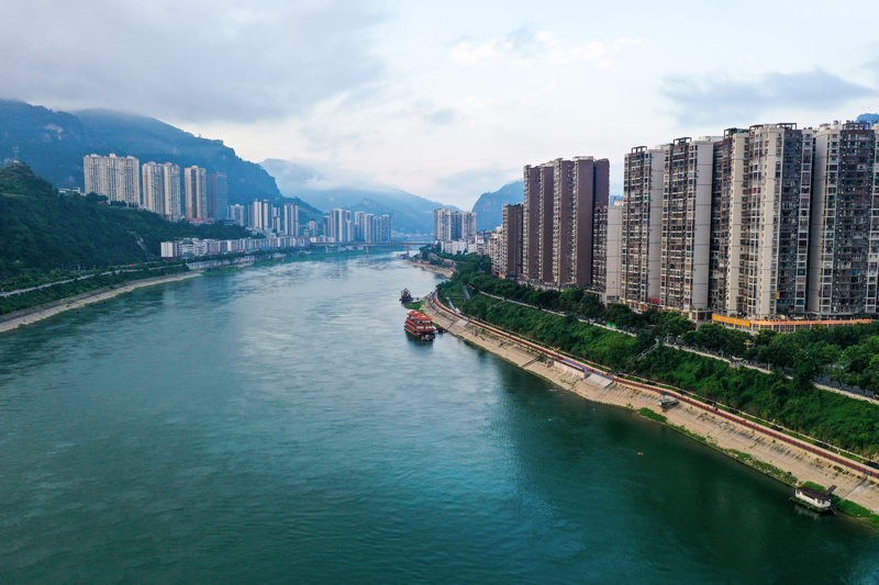 貴州省銅仁市思南縣縣城的烏江流域。潘希來攝