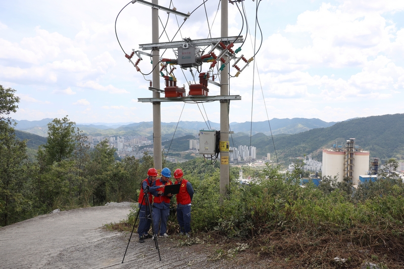 安裝調試配網“自愈”系統。