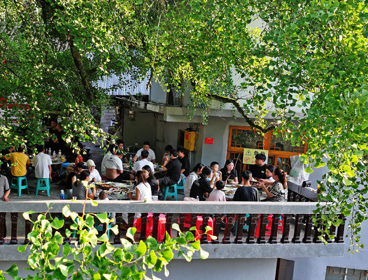 一碗金豆腐的“兩山”密碼。