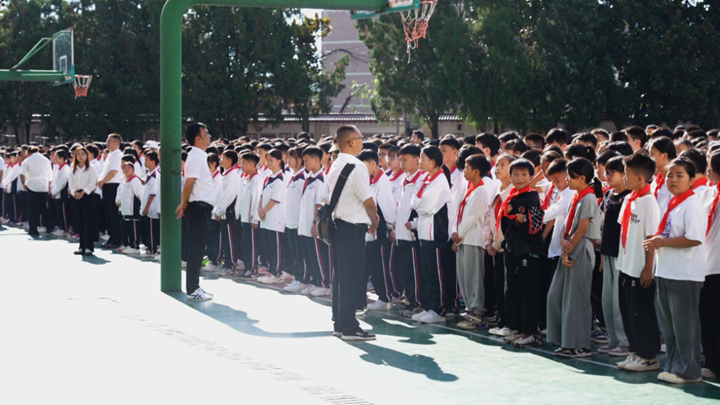 法治護航成長 別樣精彩的“開學第一課”。