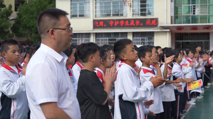 法治護航成長 別樣精彩的“開學第一課”。