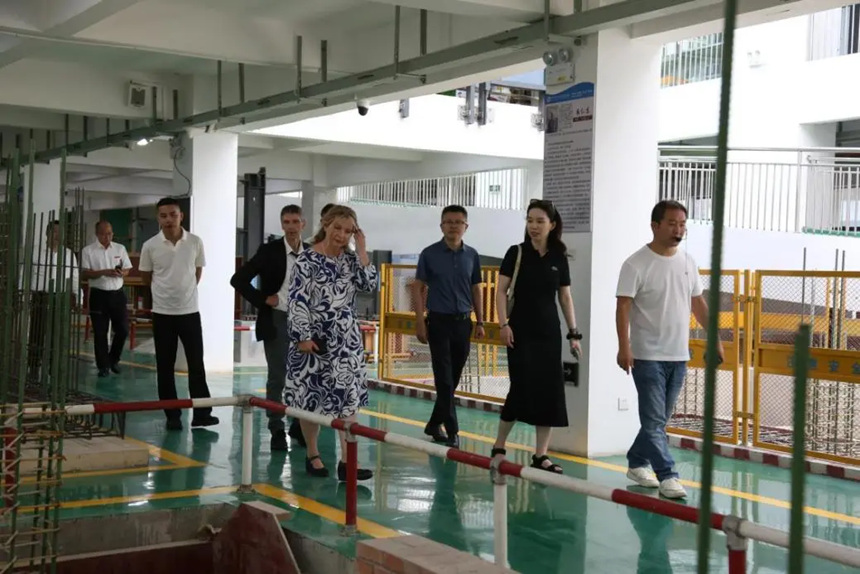 參觀魯班館。