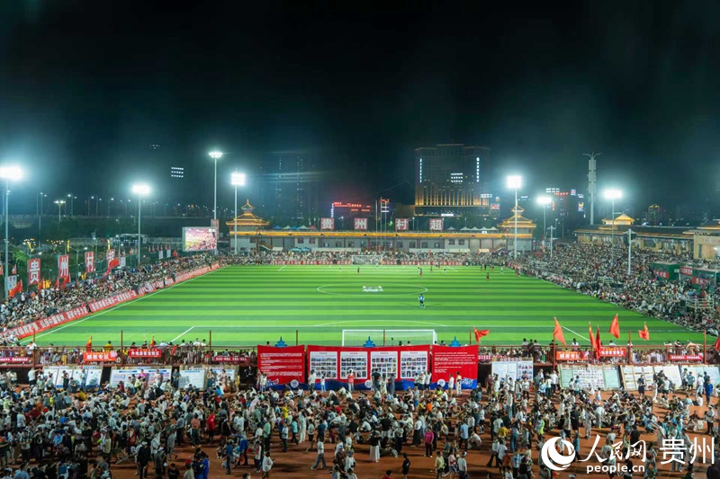 “村超”現場。人民網 陽茜攝